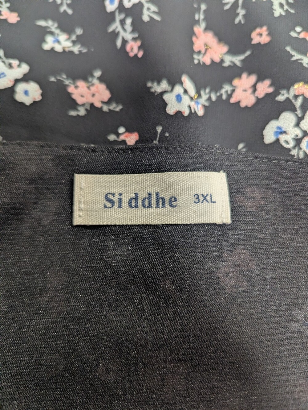 Plus Size Chiffon Short Sleeve Top - Picture 6 of 6